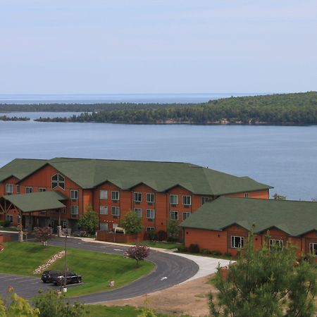 Holiday Inn Express Munising-Lakeview, An Ihg Hotel Bagian luar foto