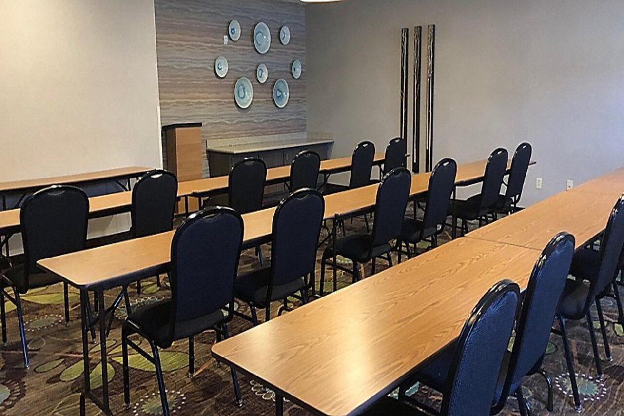 Holiday Inn Express Munising-Lakeview, An Ihg Hotel Bagian luar foto