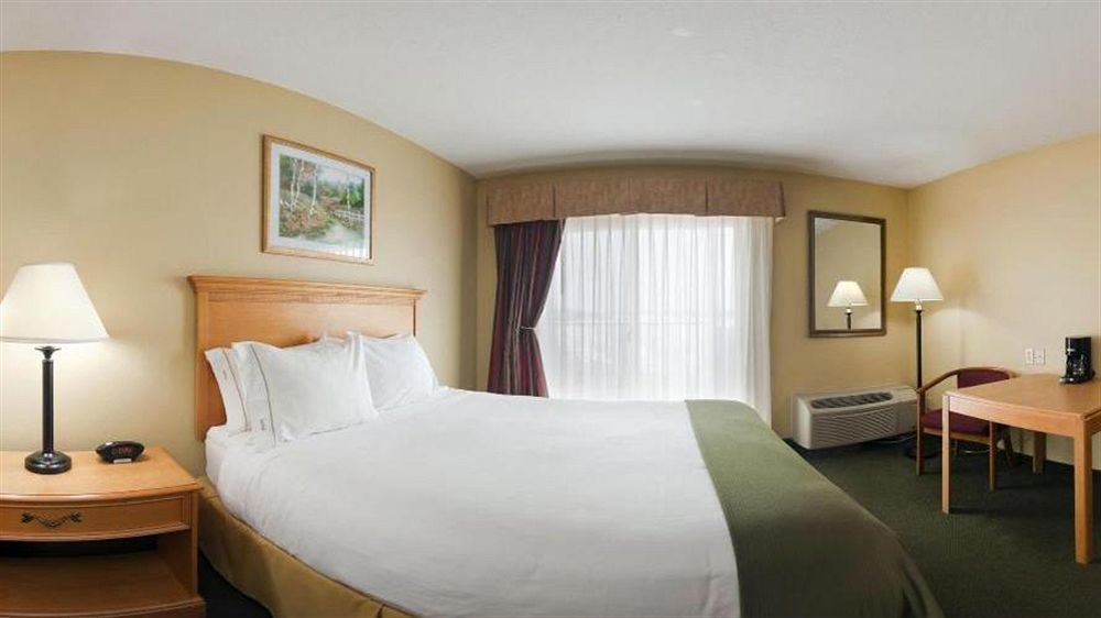 Holiday Inn Express Munising-Lakeview, An Ihg Hotel Bagian luar foto